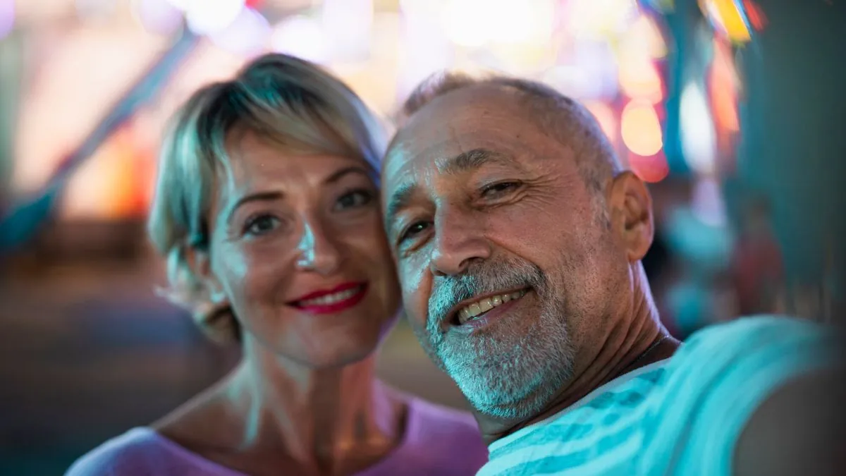 Como funciona o reajuste do plano de saúde por idade após os 60 anos?